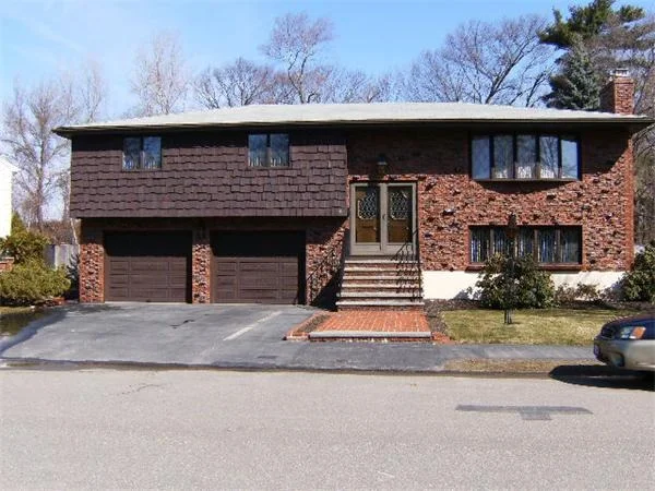 Photo of 46 Fieldstone Drive