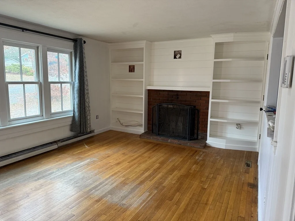 Photo of 5 Huckleberry Ln