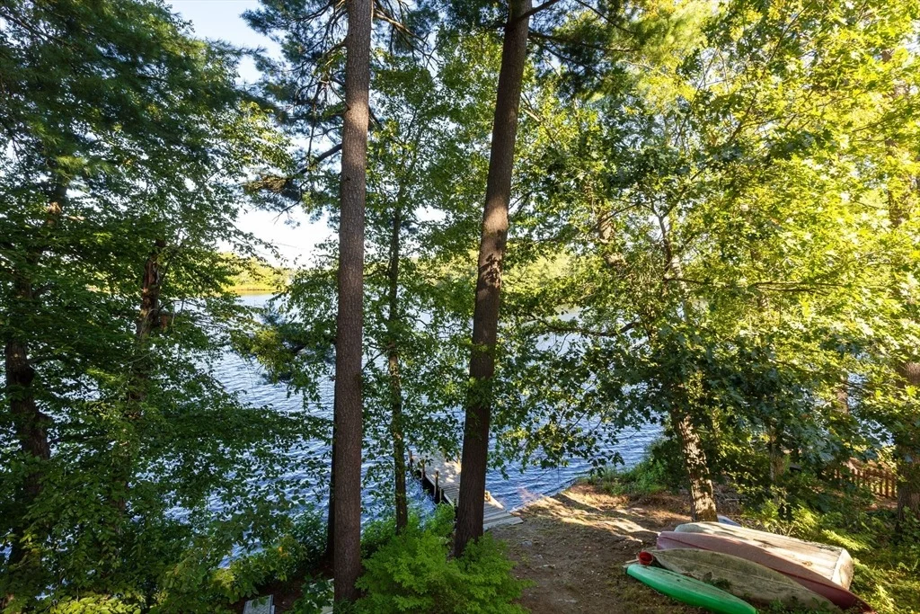 Photo of 32 Pineview Ter