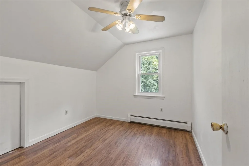 Photo of 90 Royalston Rd