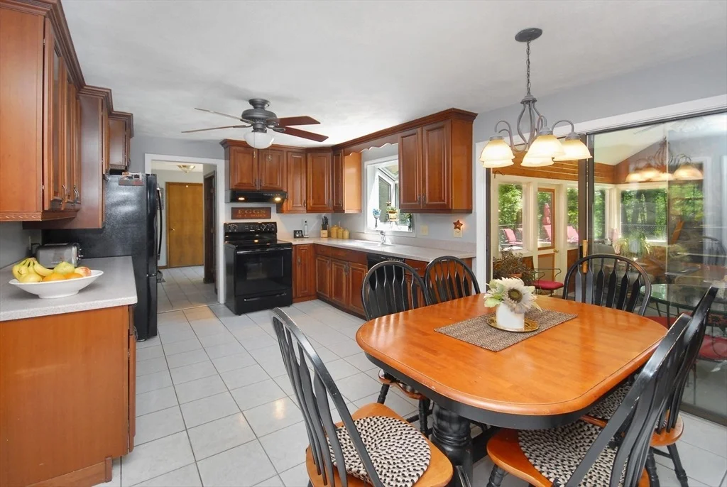 Photo of 7 Country Ln