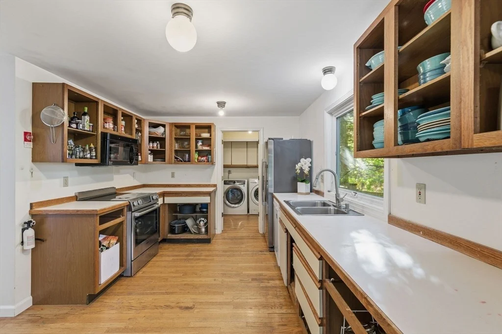 Photo of 37 Rydal Mount Dr