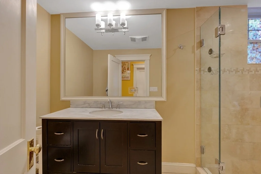 Photo of Unit 1 at 8 Colbourne Crescent