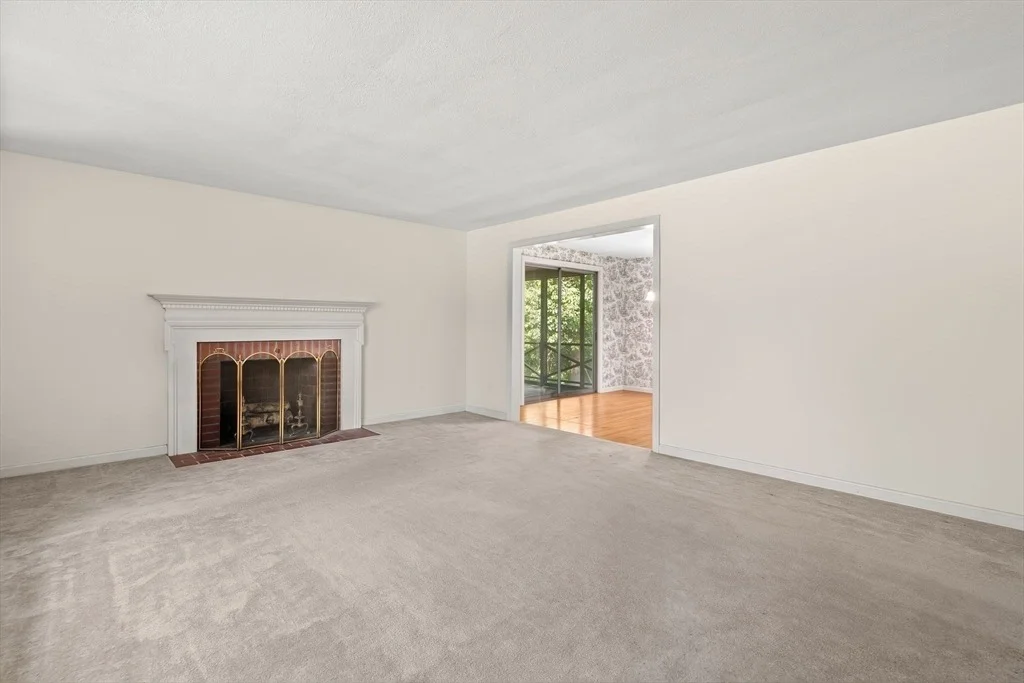 Photo of 8 Dana Rd