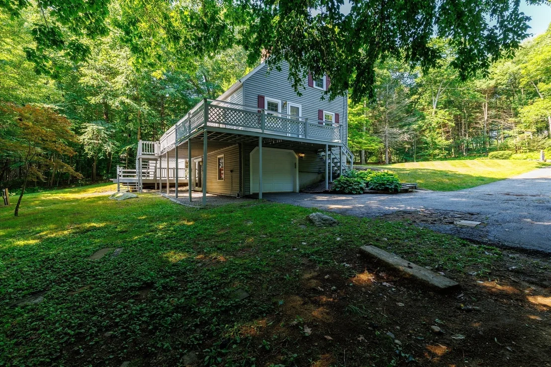Photo of 37 Breakneck Rd