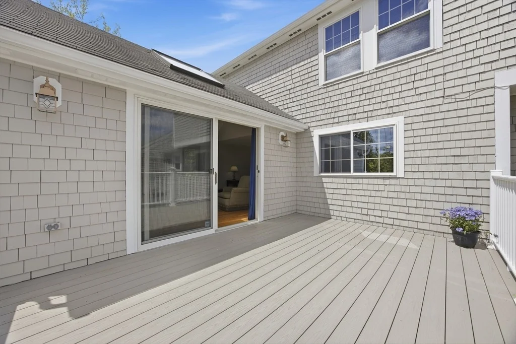 Photo of 50 Harborview Rd