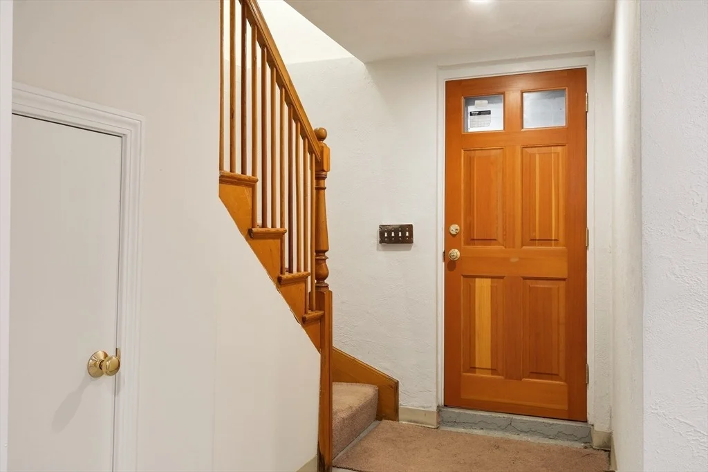 Photo of 21 Laurine Rd