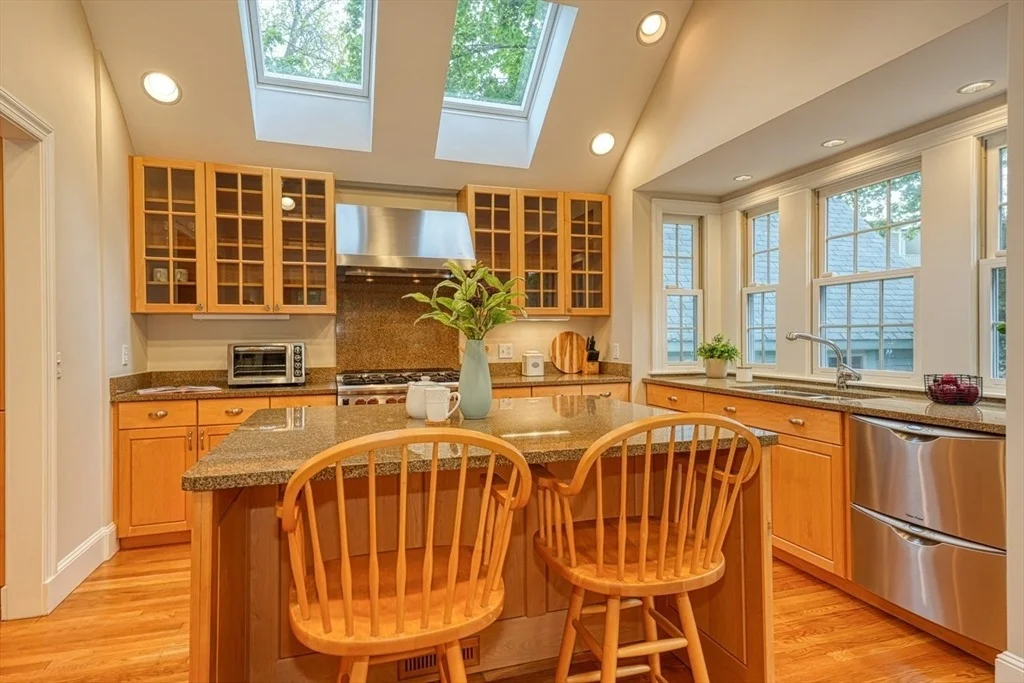 Photo of 37 Oakley Rd