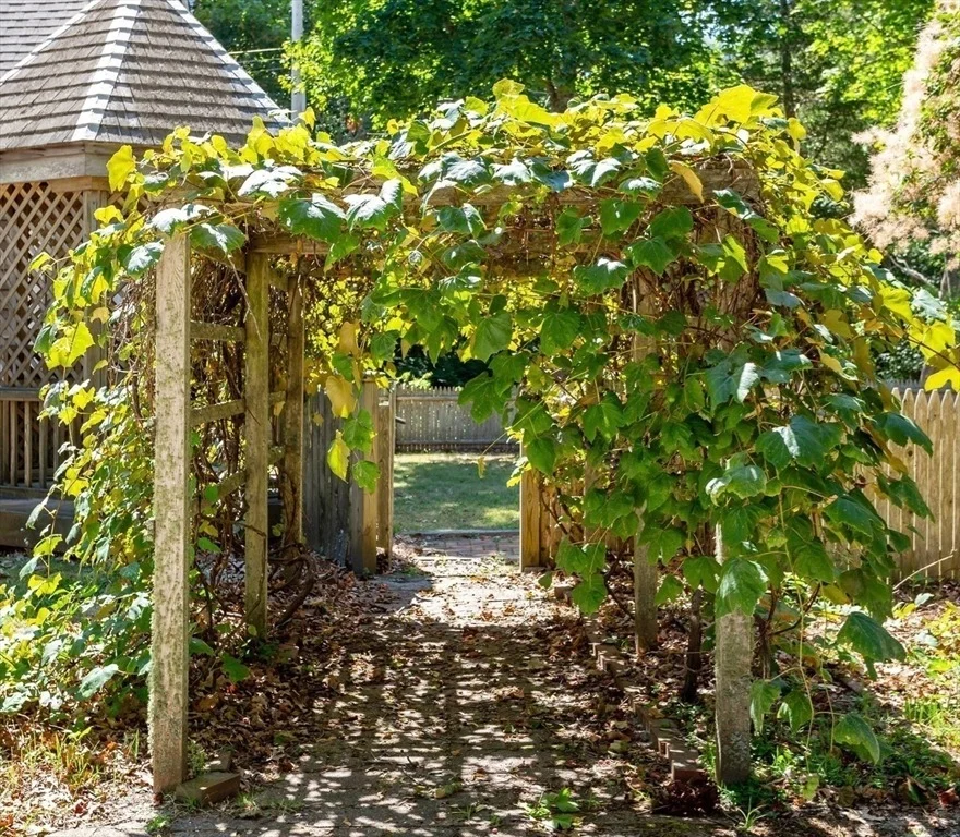 Photo of 426 Old Post