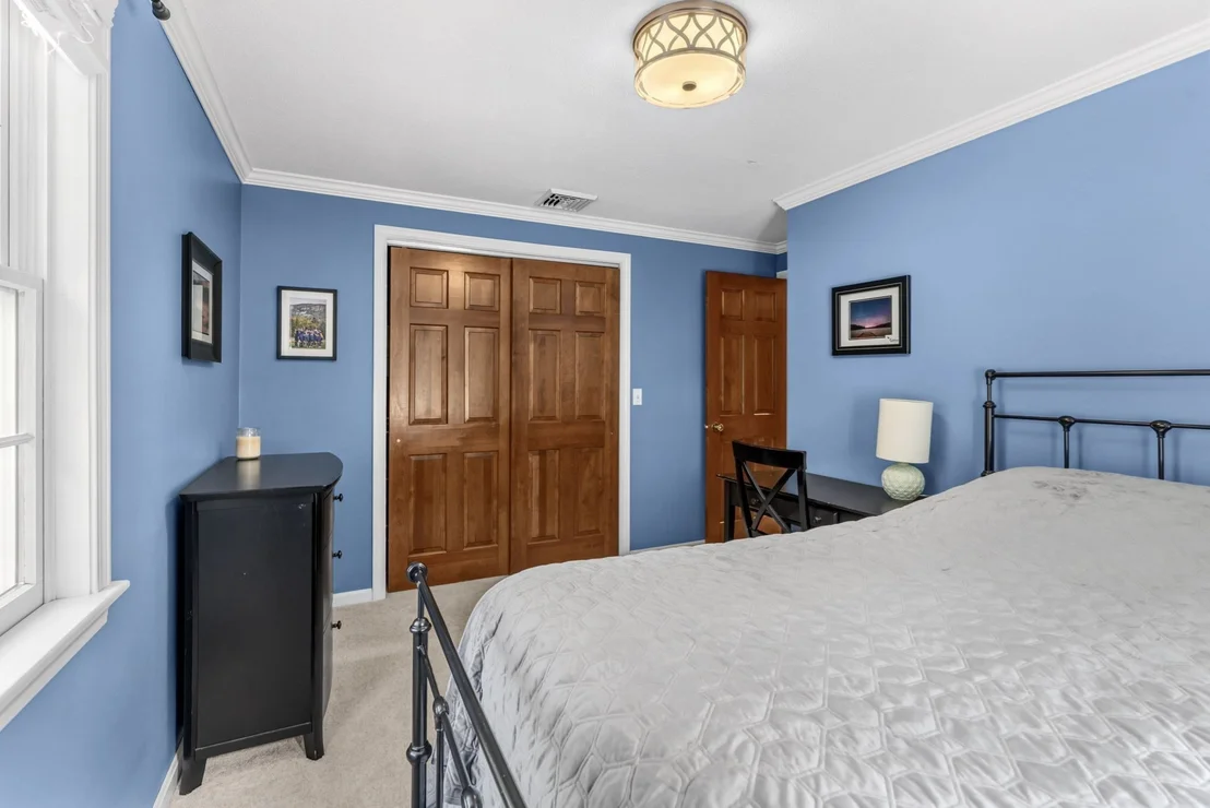 Photo of 28 Ashley Cir