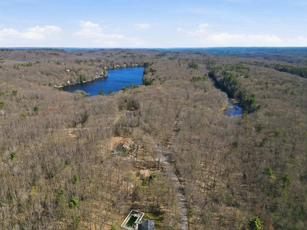 Photo of 514 Leadmine Rd