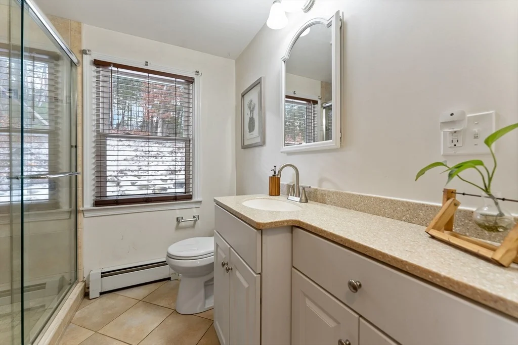Photo of 1180 Calkins Rd