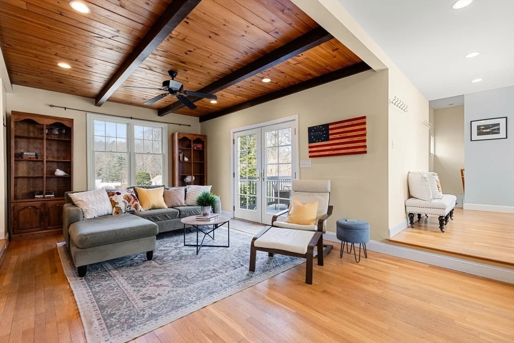 Photo of 56 Grapevine Ave