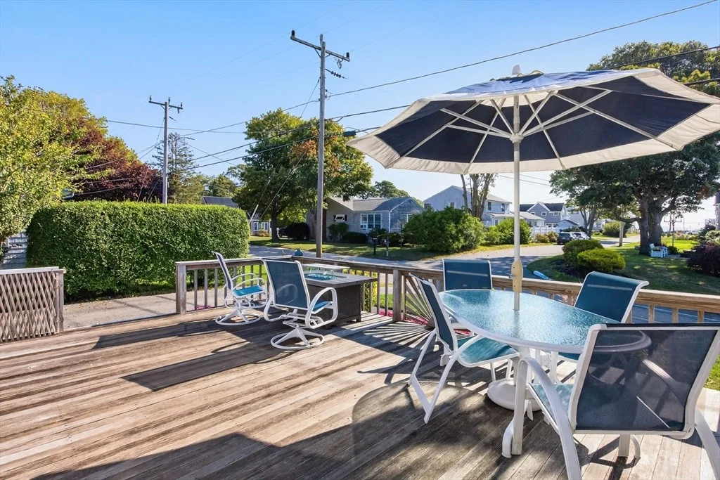 Photo of 35 Shore Dr