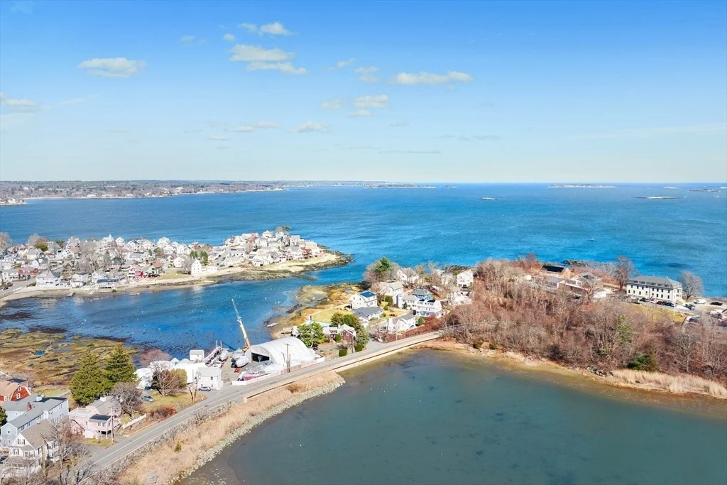 Photo of 4 Winter Island Rd