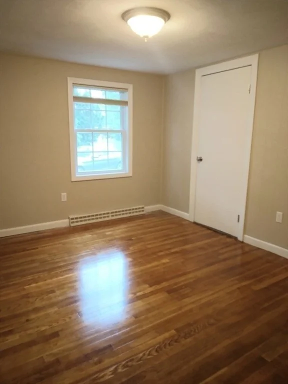 Photo of 42 Lowell Rd