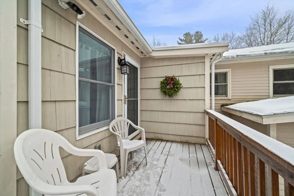 Photo of 90 Topsfield Rd