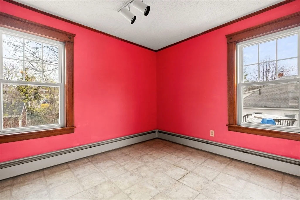 Photo of 82 Sylvester St