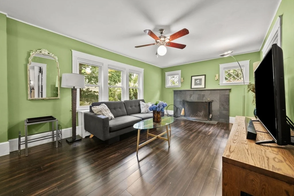 Photo of 25 Maple Ave.