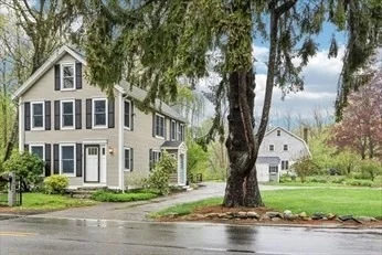 Photo of 118 River Rd