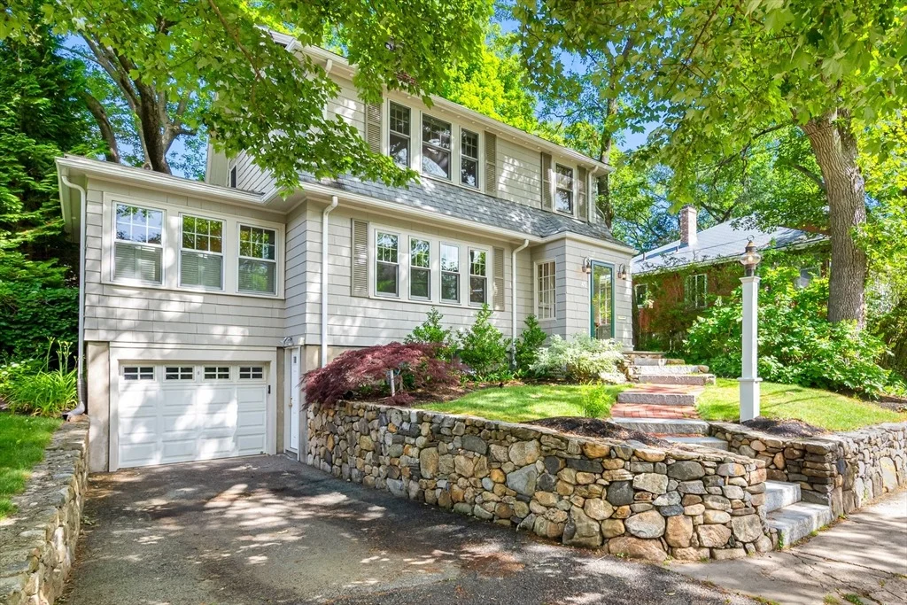 Photo of 45 Pine Ridge Road
