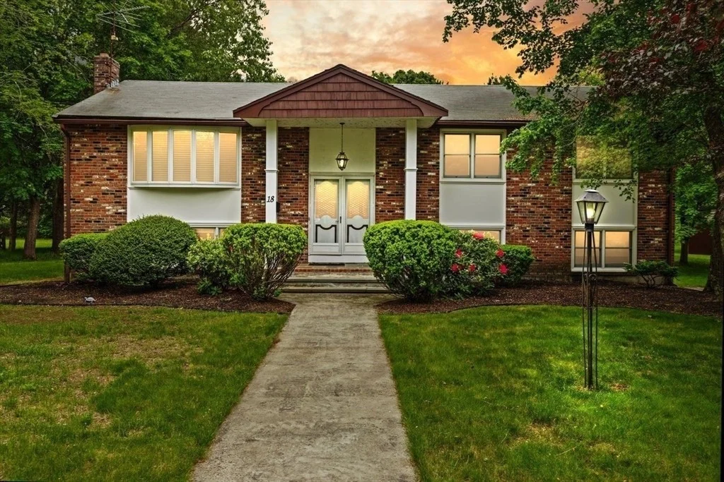 Photo of 18 Sunset Dr