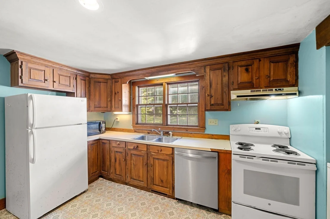 Photo of 53 Groton Rd