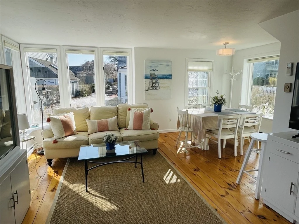 Photo of Unit 800 at 16 Hydrangea Lane