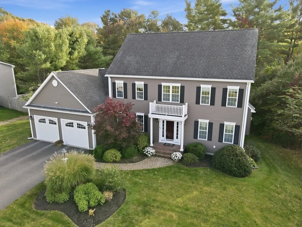 Photo of 24 Gristmill Ln