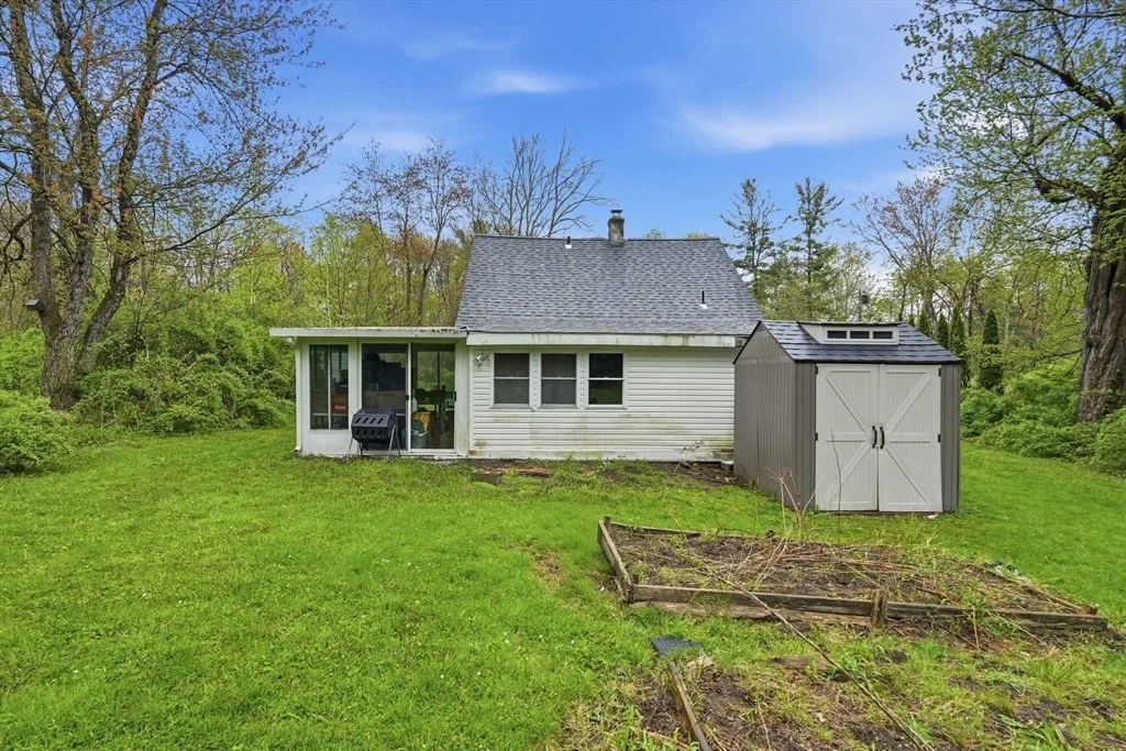 Photo of 8 Shutesbury Road