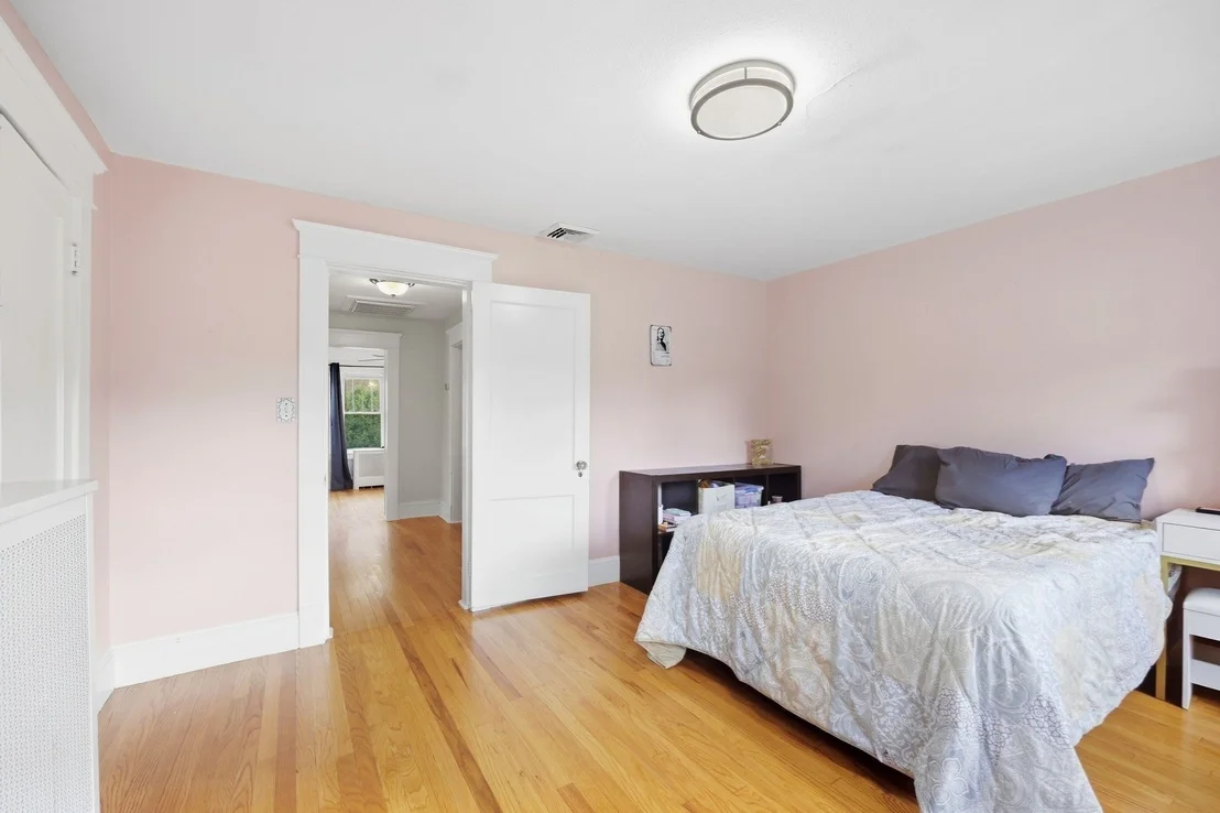 Photo of 154 Ely Ave