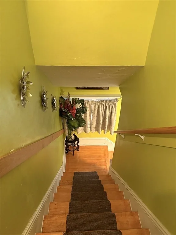 Photo of 12 Graves Ave