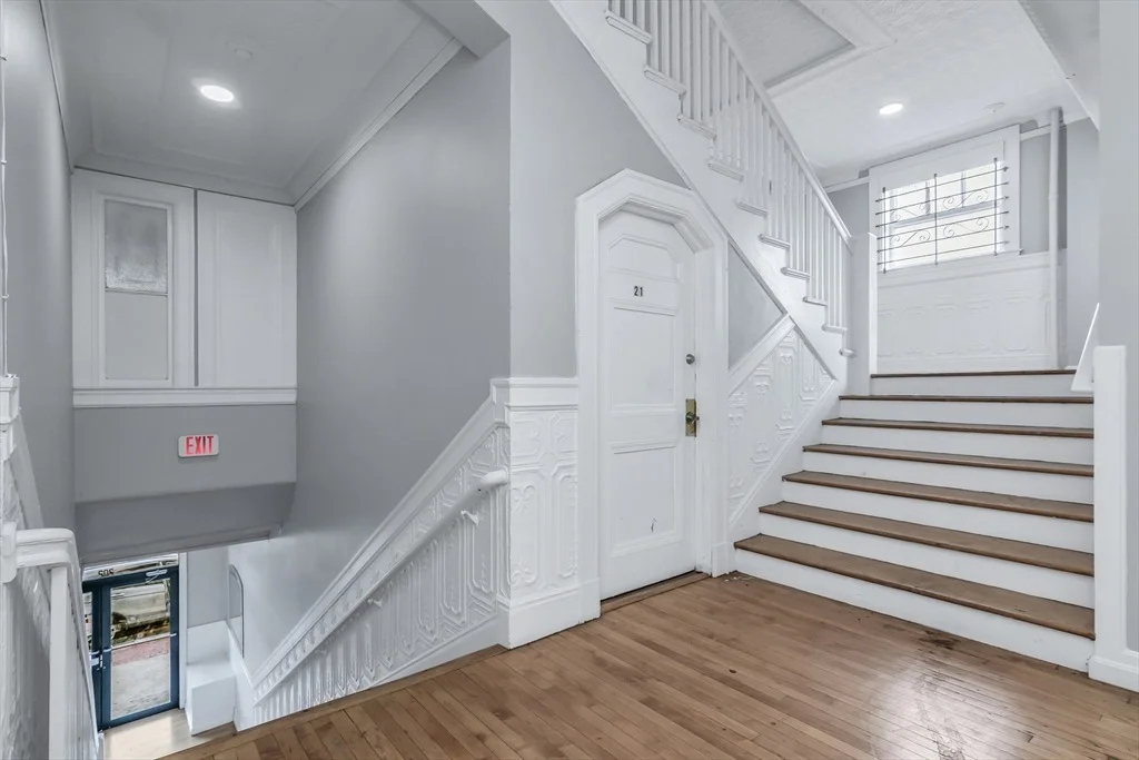 Photo of Unit 23 at 202 Broadway