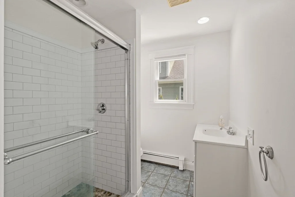 Photo of 24 Holland St
