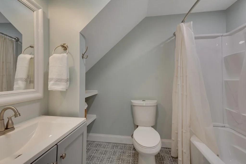 Photo of 3 Walters Dr