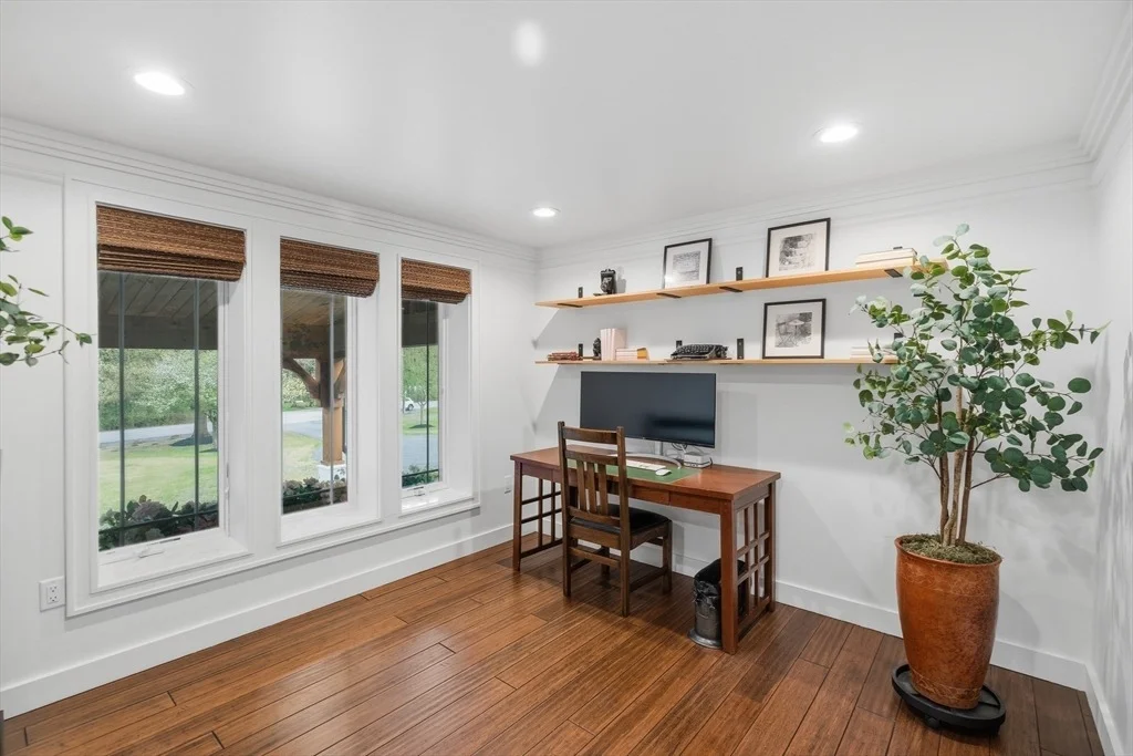 Photo of 158 Pinecrest Rd