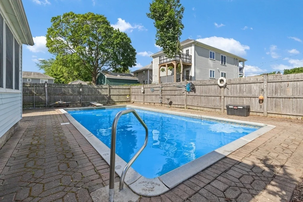 Photo of 18 Hardy St