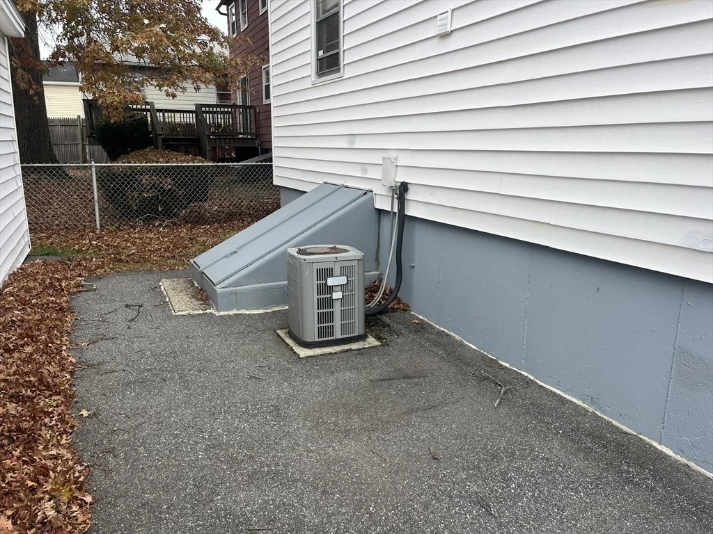 Photo of 27 Joyce Avenue