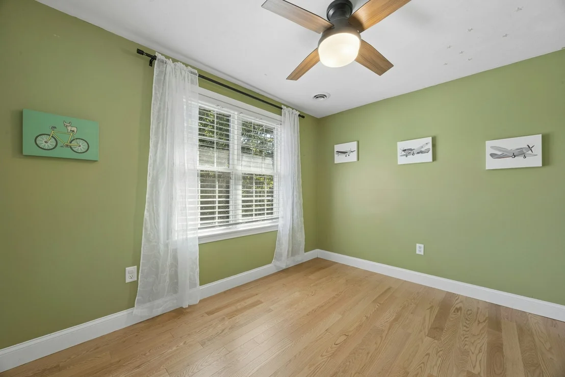 Photo of 9 Cameron Dr