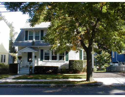 Photo of 136 Mount Vernon Street