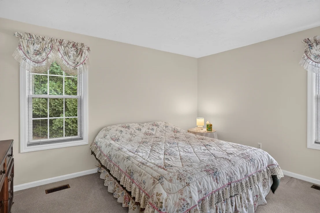 Photo of 3 Greenside Ln