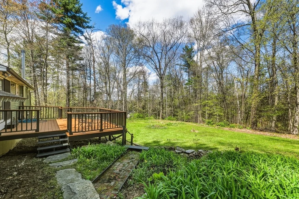 Photo of 1360 Bay Road