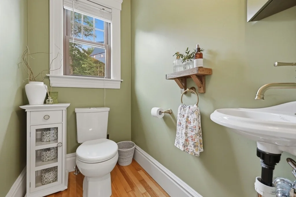 Photo of 219 Maple Avenue