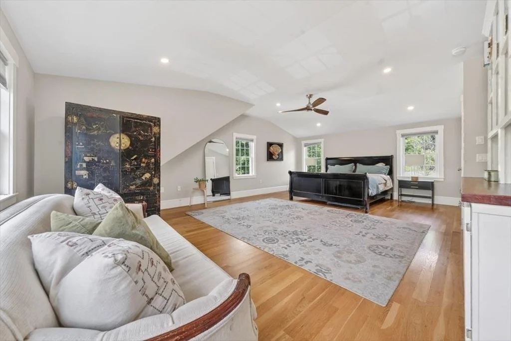 Photo of 11 Planters Field Ln