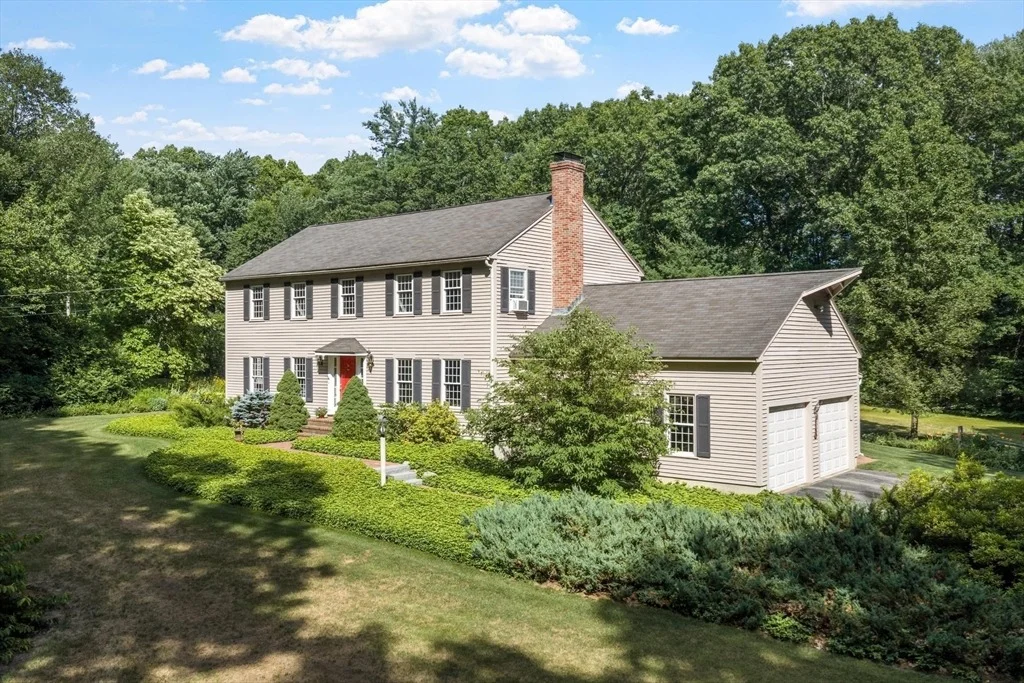 Photo of 105 Slough