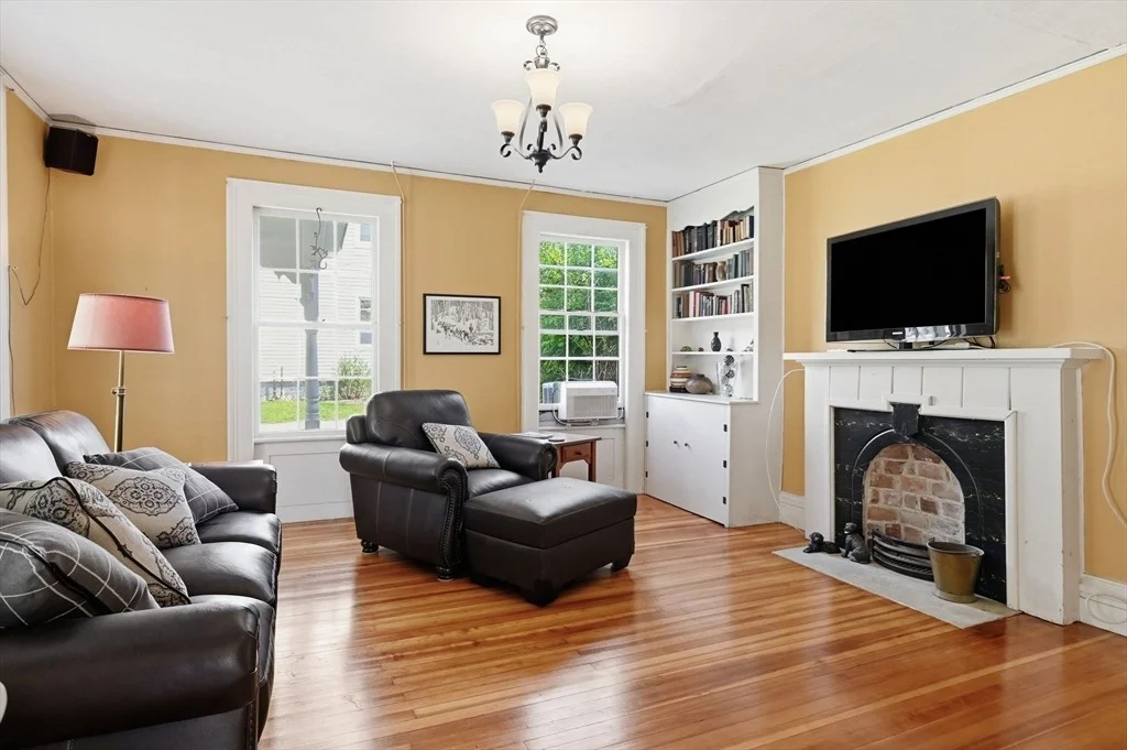 Photo of 6 Nash Hill Rd