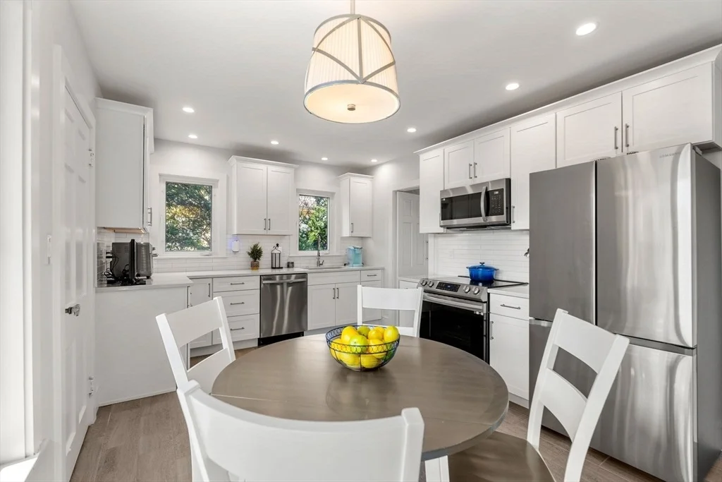 Photo of 15 Preston Beach Rd