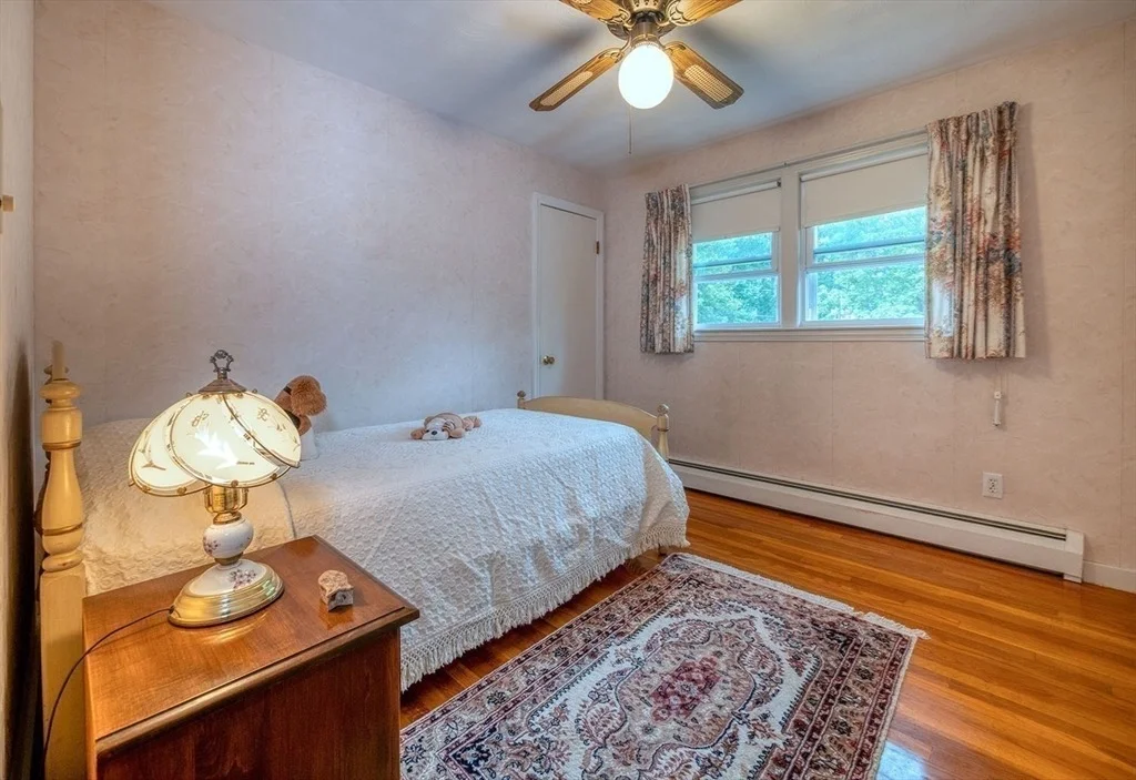 Photo of 17 Leslie Rd