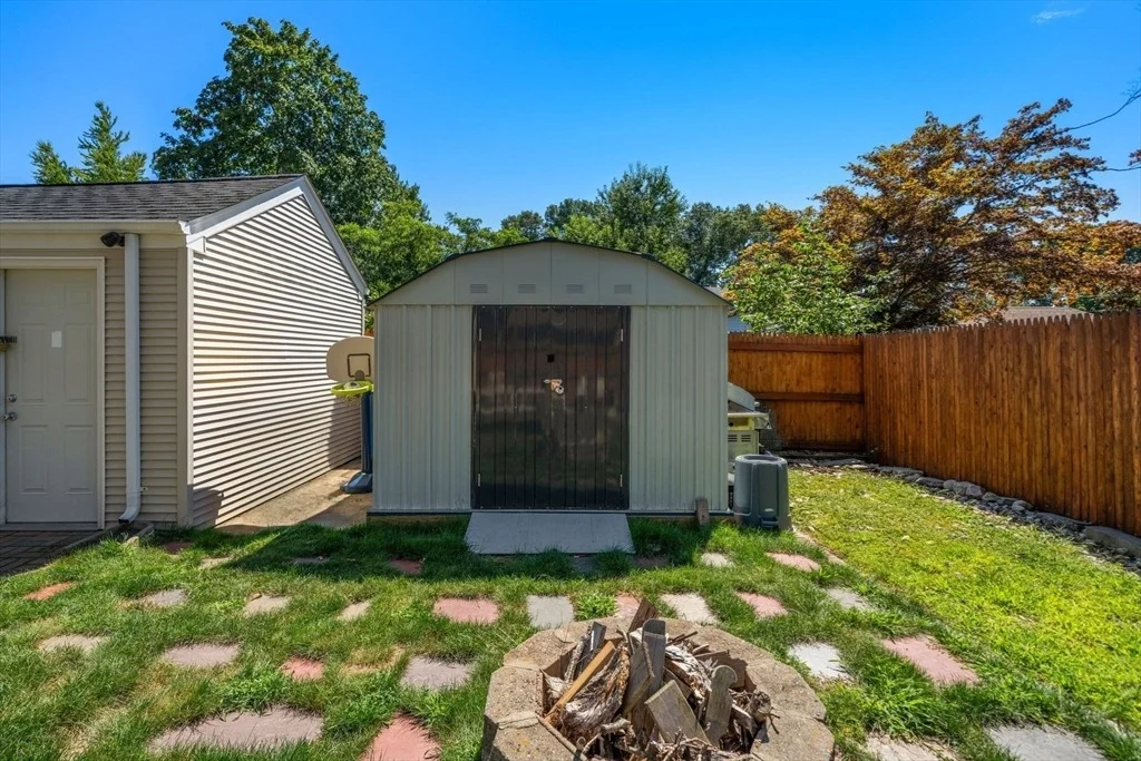Photo of 434 Eldridge St.