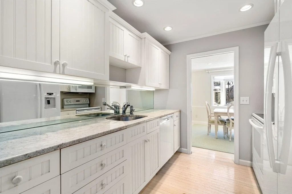 Photo of Unit 9 at 9 Wiswall Circle